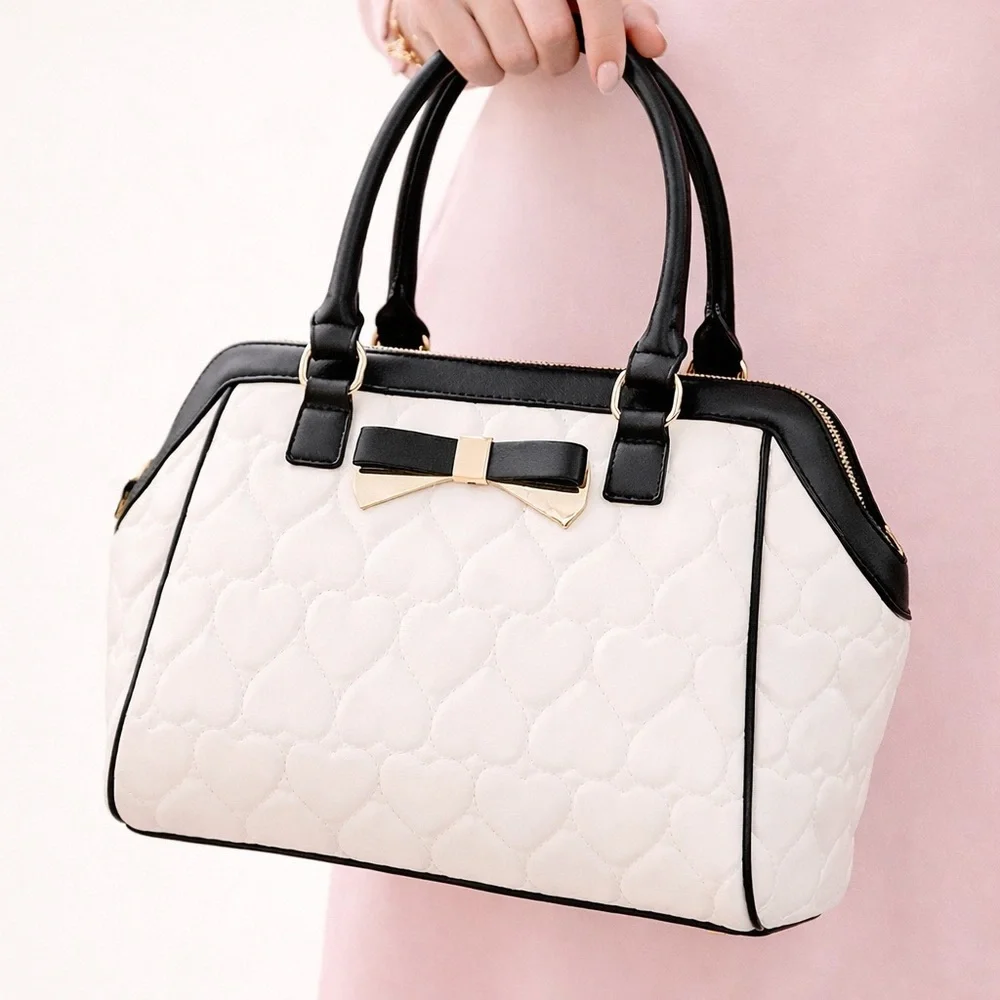 Betsey Johnson White Quilted Heart Satchel Handbag Black Trim Bow Purse Rare
